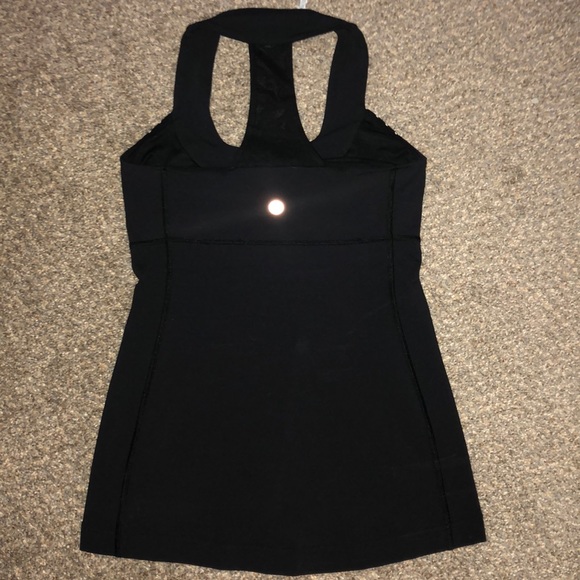 Lululemon tank top. 6 - Picture 4 of 5